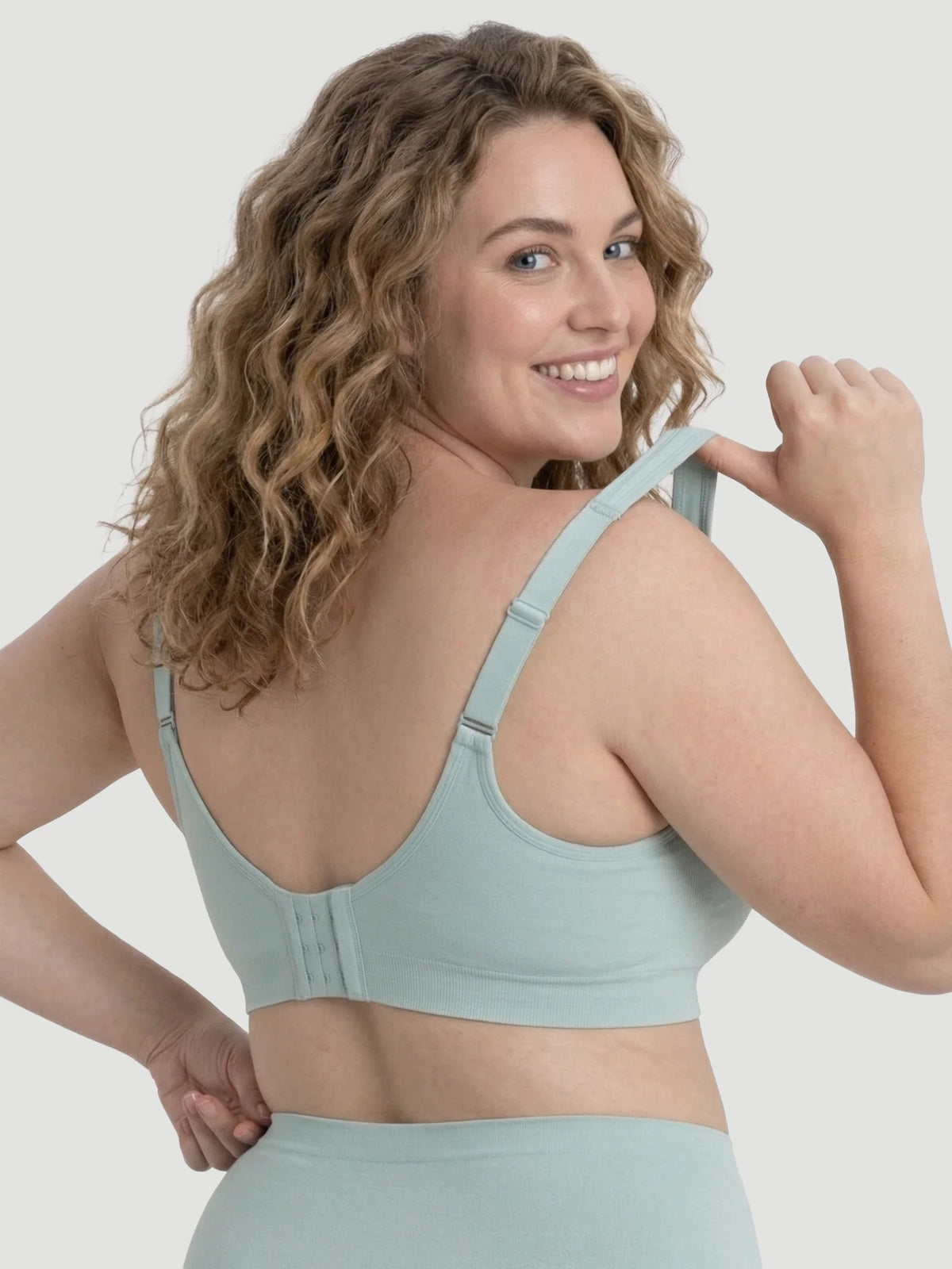 Adjustable Wire Free Shaper Bra (Cups A-FF) with Bra Extender