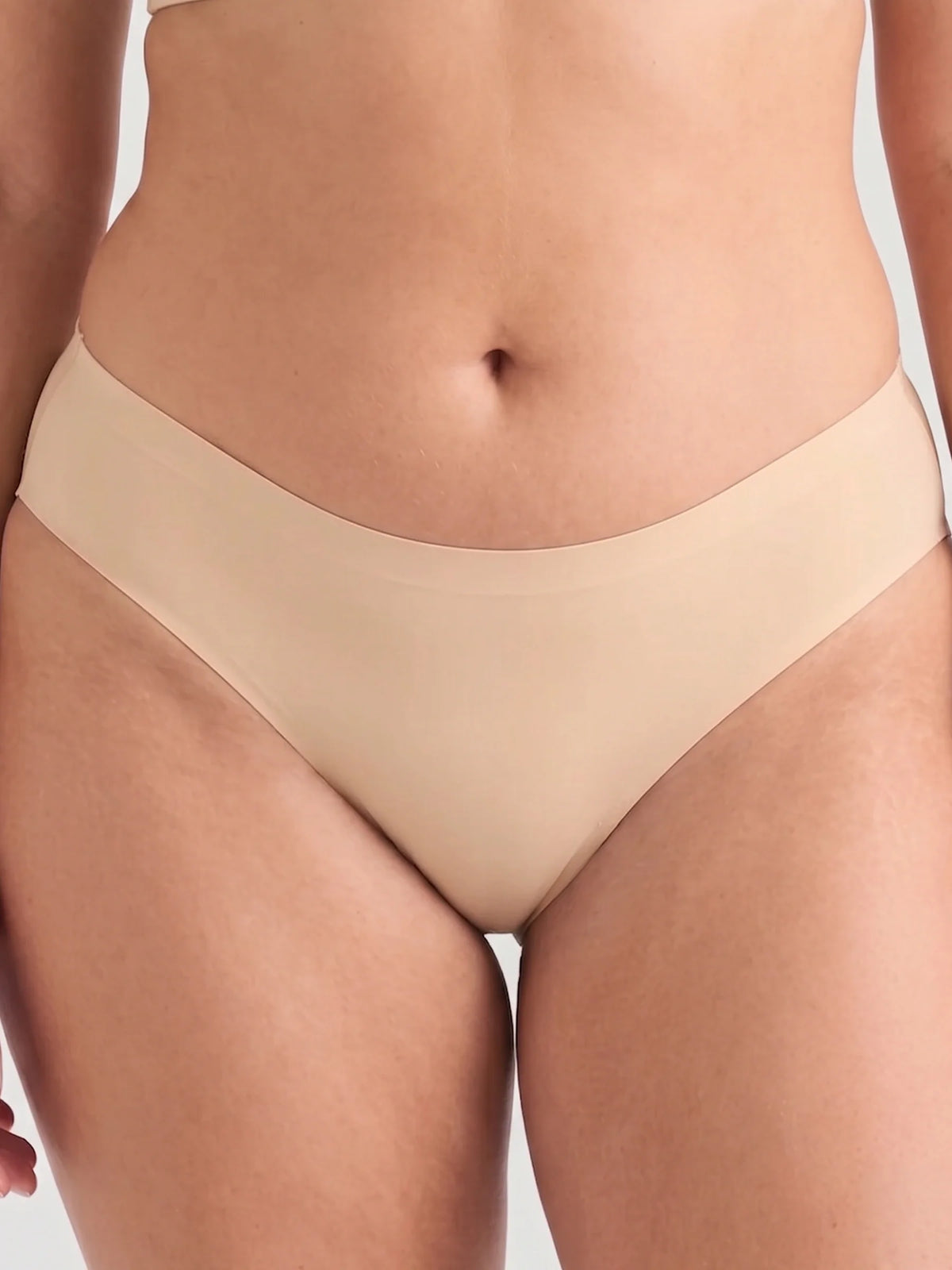Mid Waist Seamless Bonded Bikini Underwear