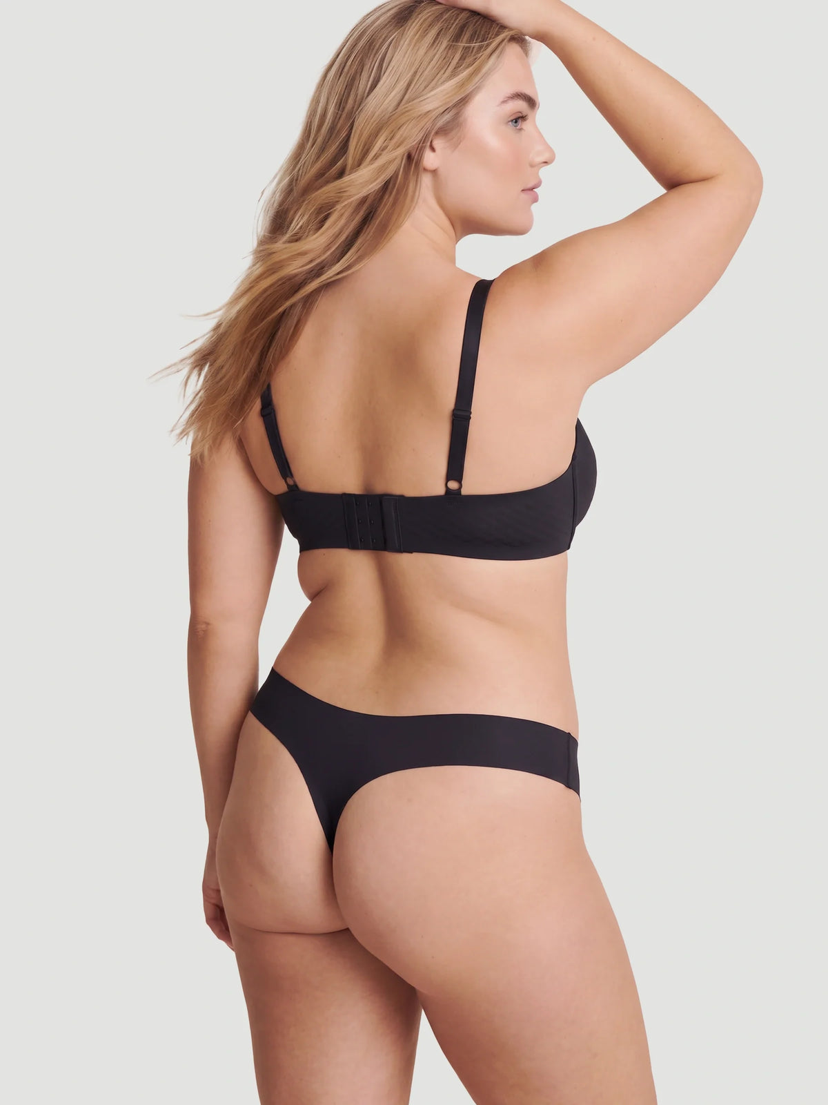 Mid Waist Seamless Bonded Thong Underwear