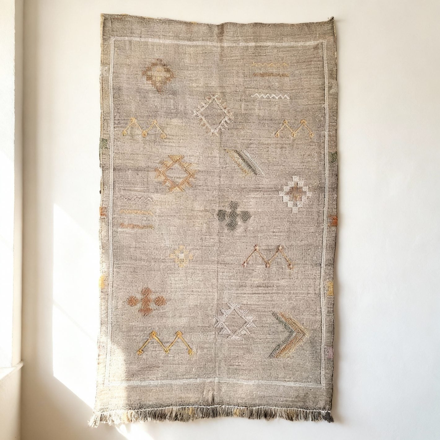 Handmade Gray Moroccan Cactus Rug – Premium Sabra Silk 100x150cm image