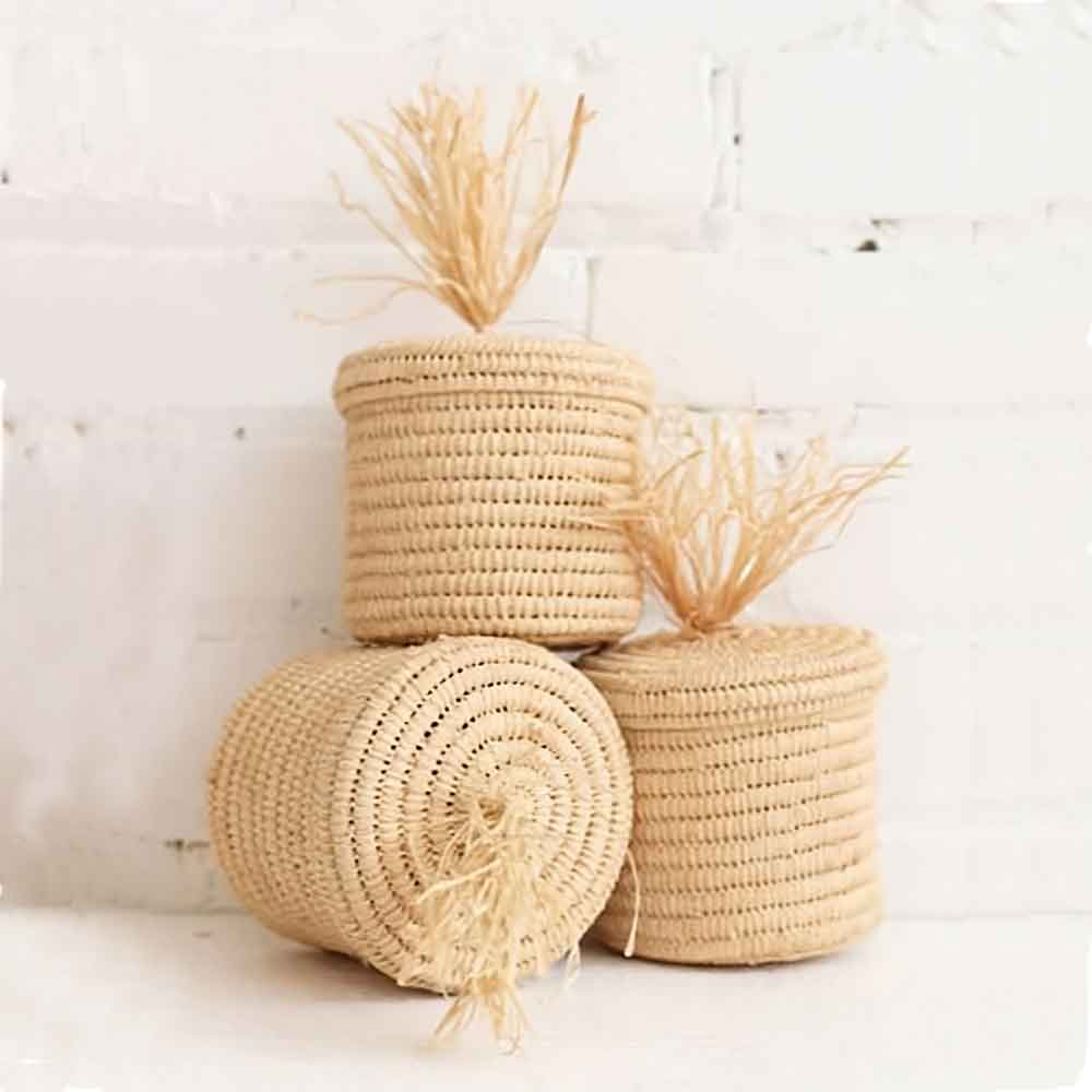 Handwoven Moroccan Raffia Bathroom Containers – Set of 3 with Lids image 2