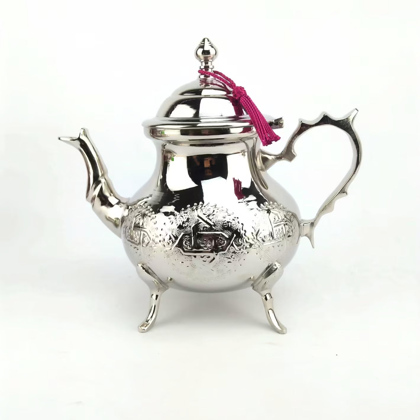 Silver-Plated Engraved Teapot 1.5L – Footed 12-Cup Design image