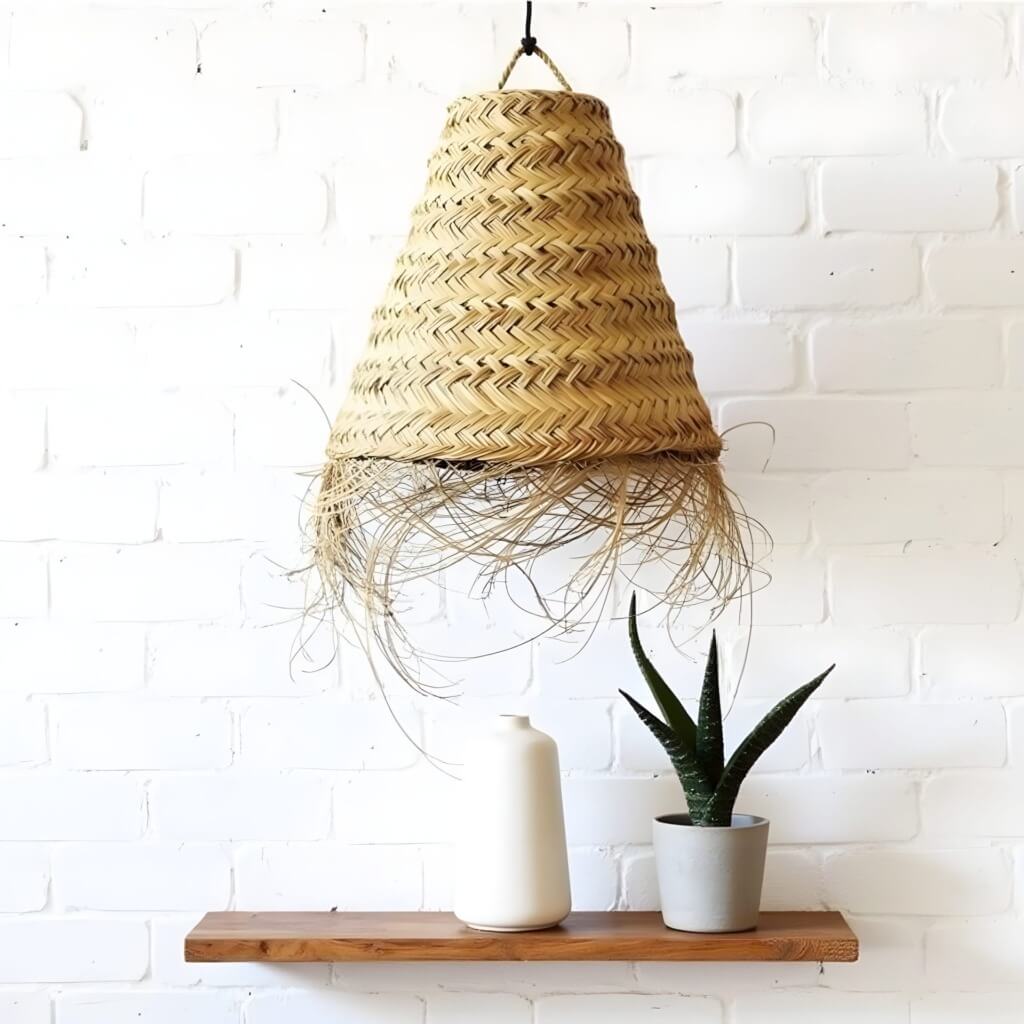 Handwoven Straw Pendant Light – Artisanal Natural Fiber Lamp Shade image
