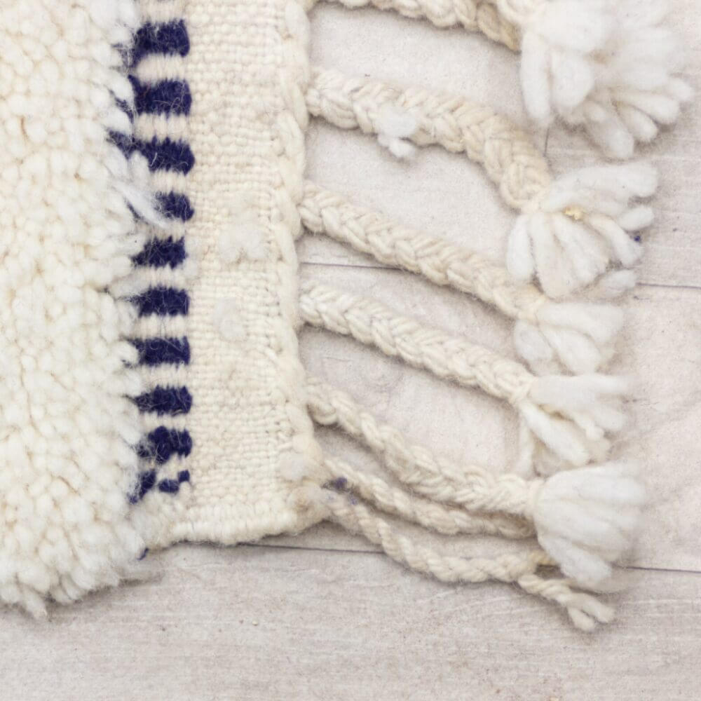 Modern Minimalist Wool Rug – Navy Border & Greek Key Design image 8