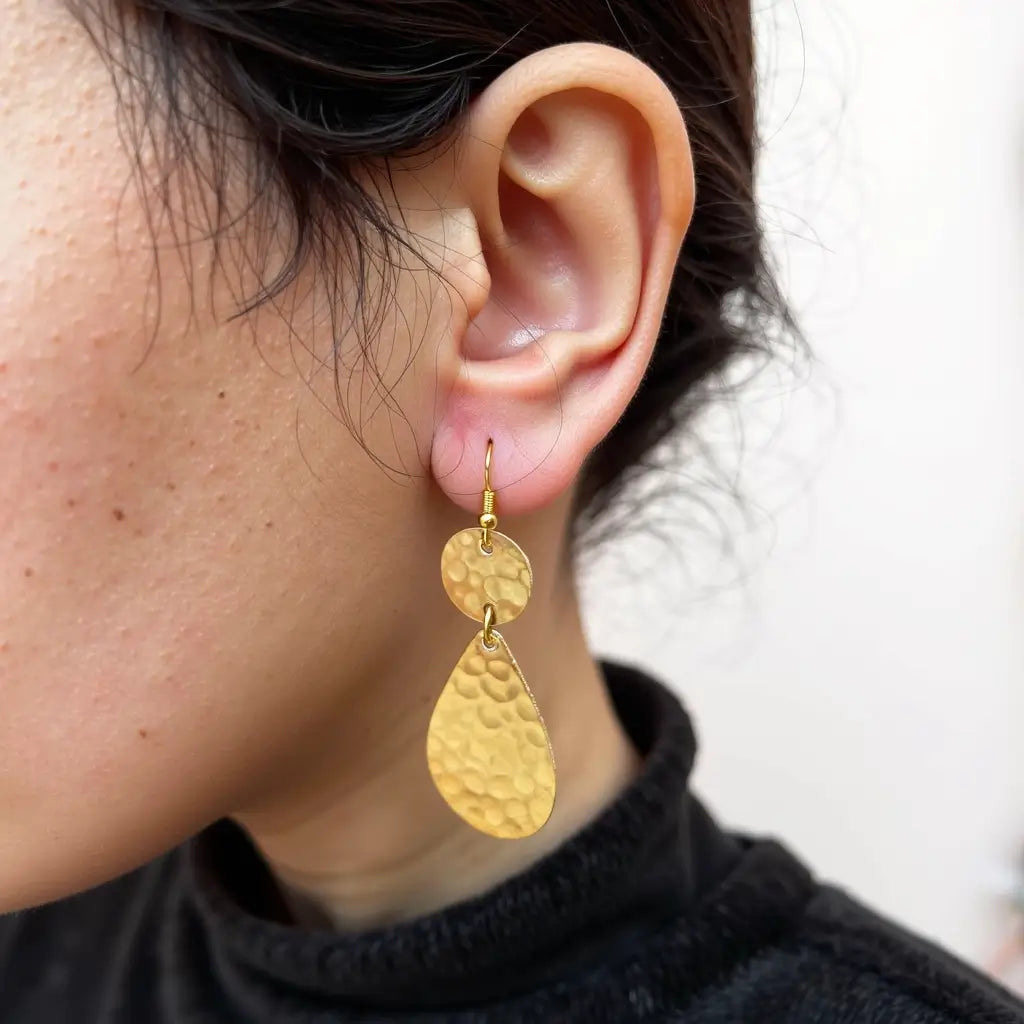 Hammered Brass Drop Earrings – Gold Teardrop Design image 3